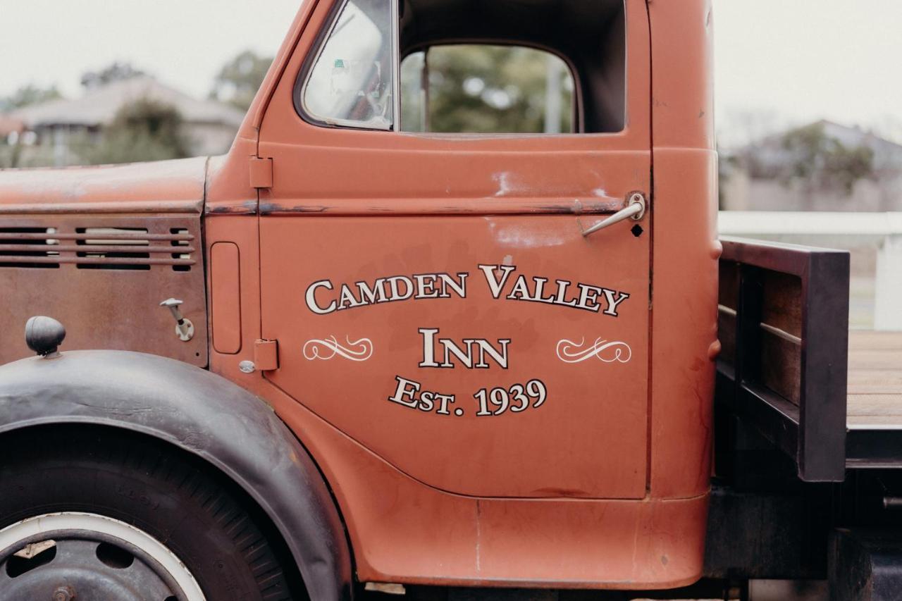 Camden Valley Inn Екстериор снимка