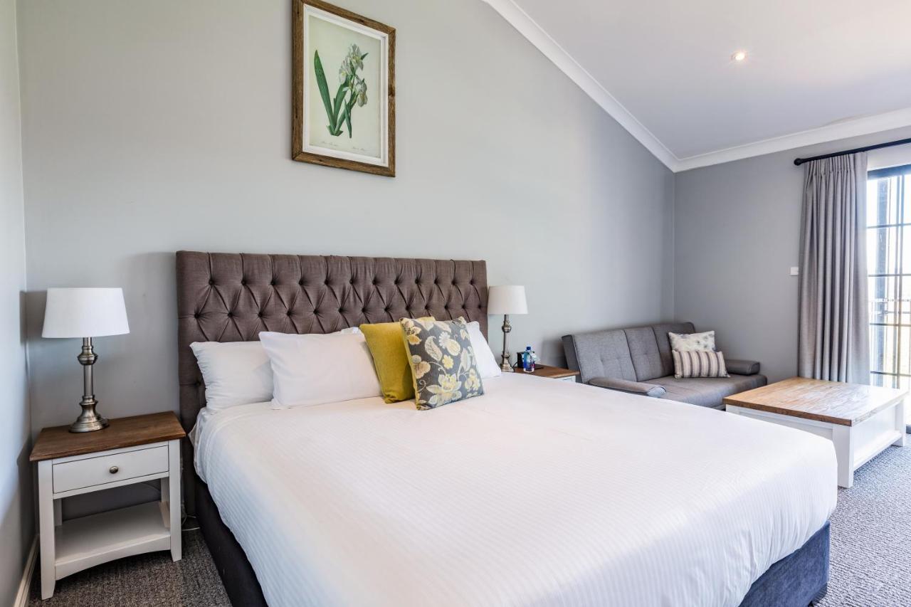 Camden Valley Inn Екстериор снимка