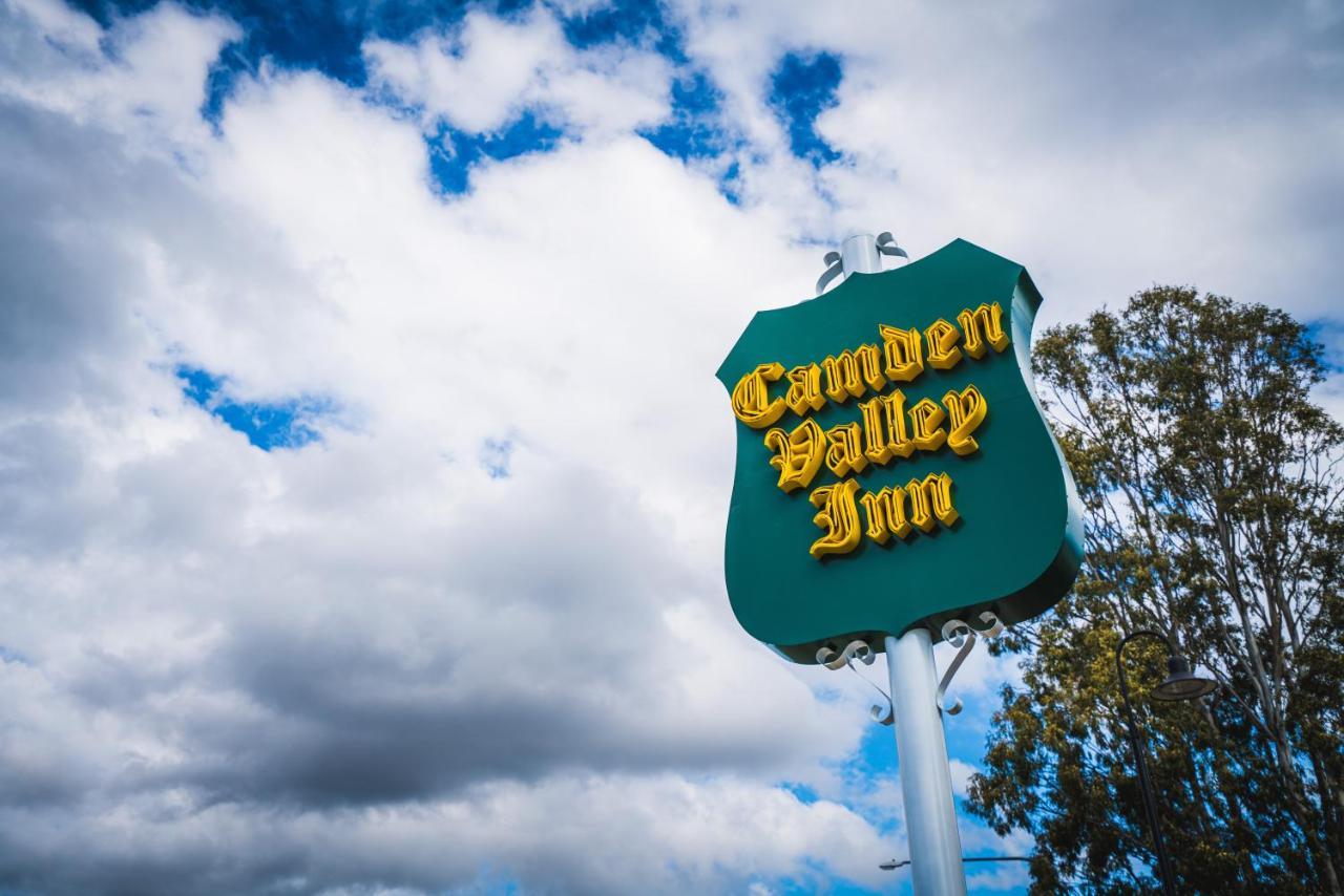 Camden Valley Inn Екстериор снимка